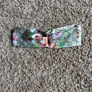 ❤️Gucci silk headband❤️